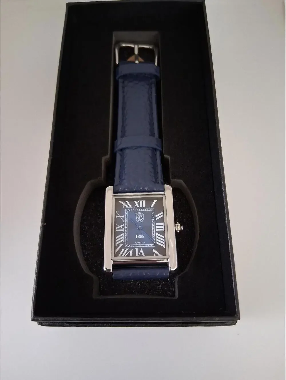 💁🏽‍♂️ NEW Pierre Lucerne 1888 Tank Swiss Inspired Men's Watch‎